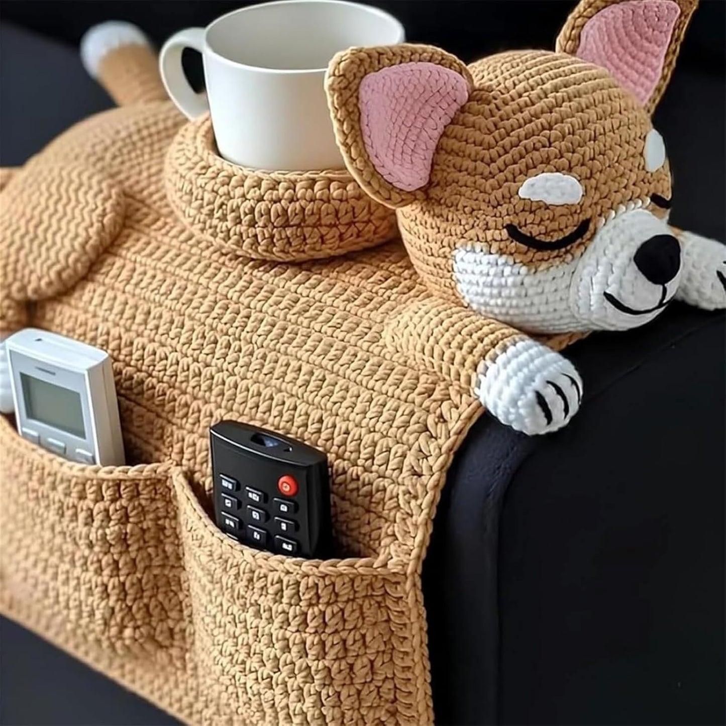Crochet Dog Sofa Organizer, Handmade Crochet Dog Armchair Organizer, Cute Design, for Holding Remotes, Phone, Treats, Drinks, Cup, Living Room Bedroom Dorm